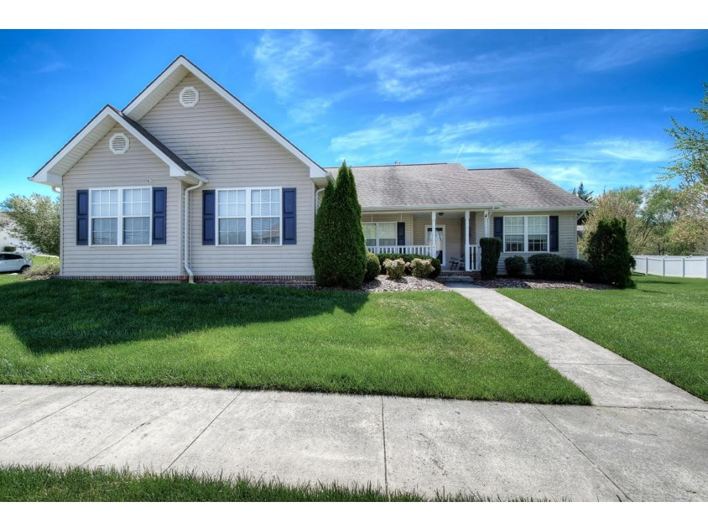 4119 Wolfe Ridge Johnson City, TN 37601 - Photo 1 of 32 Photo 1