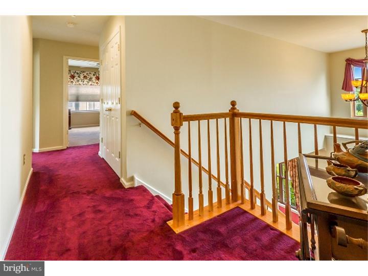 7 Ridgeview Road Delran, NJ 08075 - Photo 13 of 25 Hallway