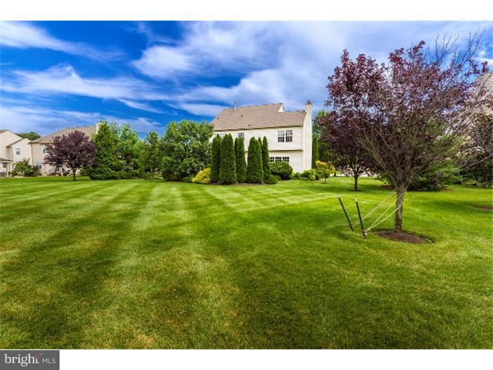 7 Ridgeview Road Delran, NJ 08075 - Photo 24 of 25 Exterior Back
