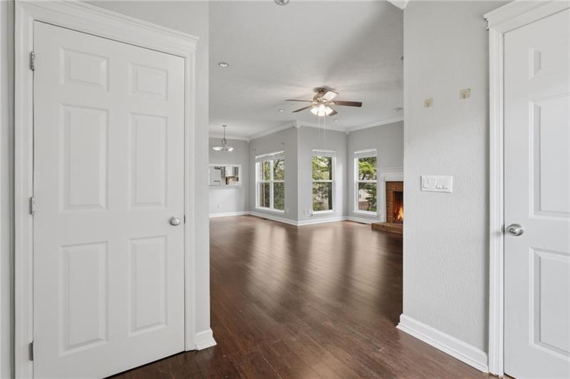 694 Shore View Lithonia, GA 30058 - Photo 5 of 39