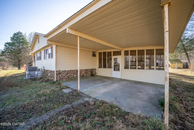 $319,900 | 376 B And G Lane, Huntingdon, TN 38344