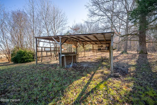 $319,900 | 376 B And G Lane, Huntingdon, TN 38344