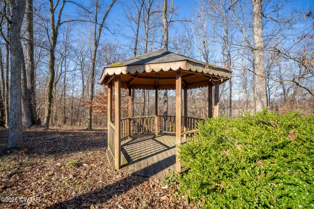 $319,900 | 376 B And G Lane, Huntingdon, TN 38344