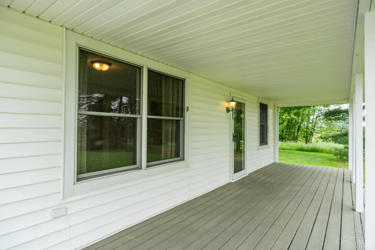 6043 Panhandle Road New Vienna, OH 45159 - Photo 4 of 76 Gallery Image 4