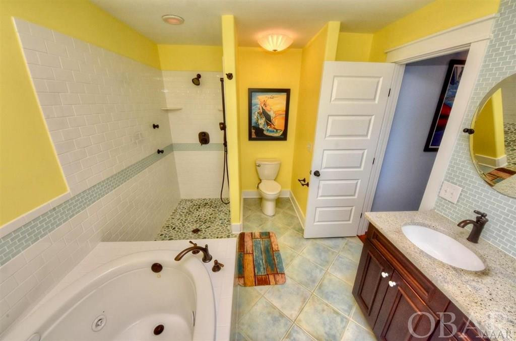 1231 Waterlily Road Coinjock, NC 27923 - Photo 20 of 36 Master Bath