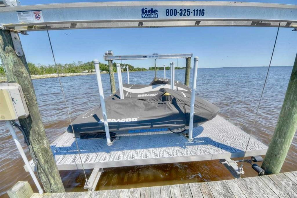 1231 Waterlily Road Coinjock, NC 27923 - Photo 33 of 36 Jet Ski Lift