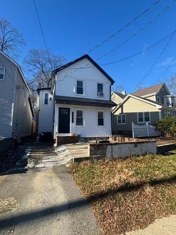 $3,100 | 83 Arch Street, Butler, NJ 07405