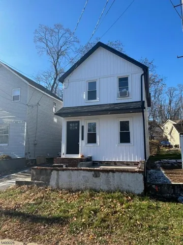 $3,100 | 83 Arch Street, Butler, NJ 07405