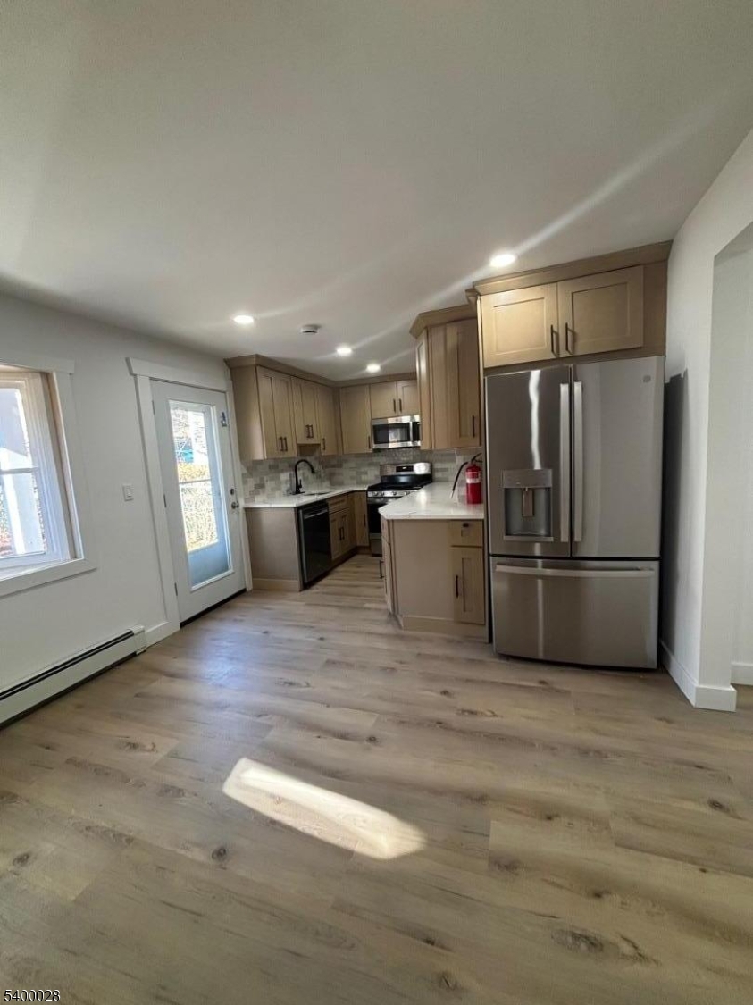 83 Arch Street Butler, NJ 07405 - Photo 4 of 19