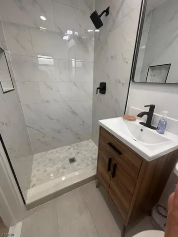 $3,100 | 83 Arch Street, Butler, NJ 07405