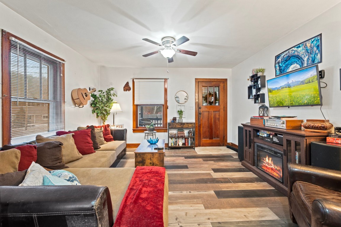 316 Powderhouse Road Vestal, NY 13850 - Photo 5 of 30 Gallery Image 5