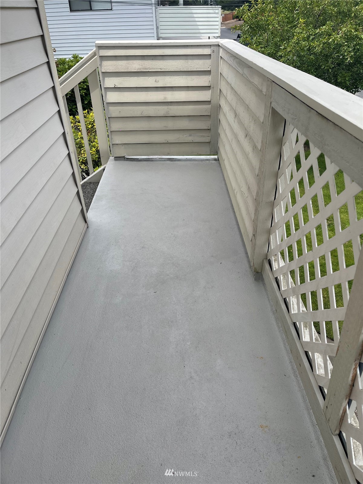 1806 201st Place Southeast, Unit 1D Bothell, WA 98012 - Photo 20 of 20 a view of entryway