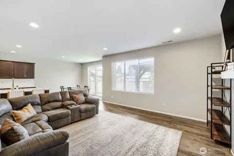 $710,000 | 17705 Maple Street, Granite Falls, WA 98252