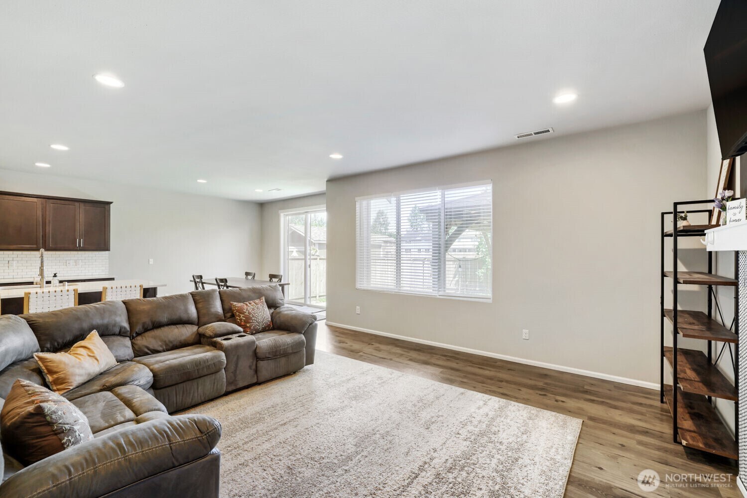 17705 Maple Street Granite Falls, WA 98252 - Photo 5 of 28