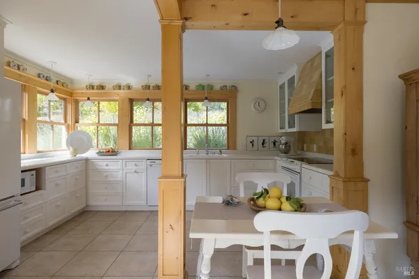 $3,995,000 | 6640-6572 Sonoma Mountain Road, Santa Rosa, CA 95404