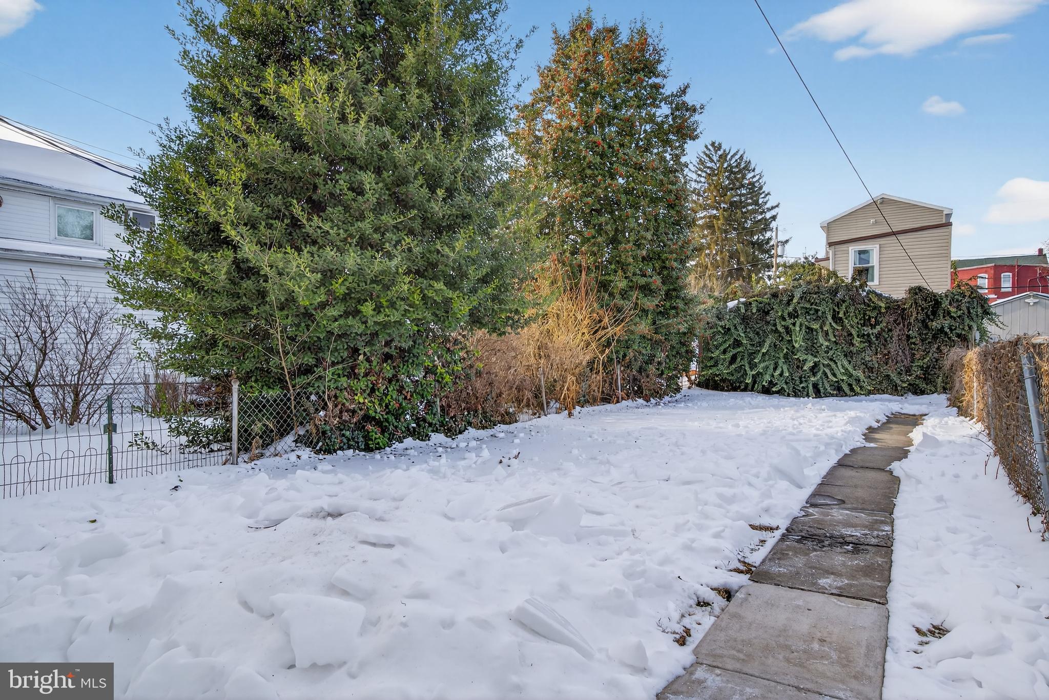 525 Walnut Street Columbia, PA 17512 - Photo 28 of 29 a view of a backyard of a house