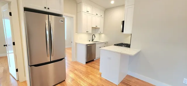 $2,800 | 58 Lubec Street, Unit 8, Boston, MA 02128