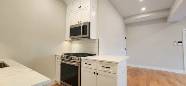 $2,800 | 58 Lubec Street, Unit 8, Boston, MA 02128