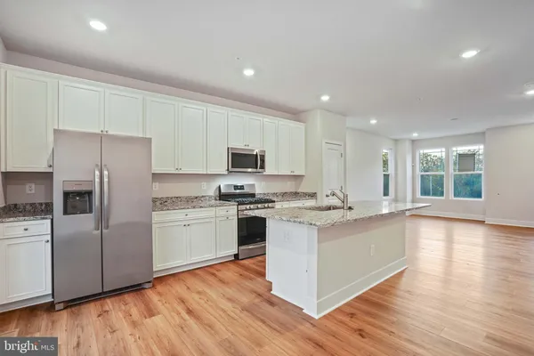 $379,900 | 252 Waterstone Road, Essex, MD 21221