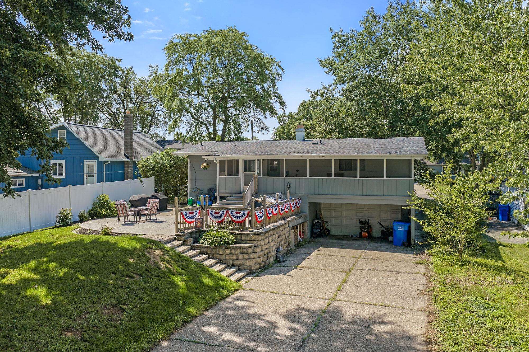 631 10th Street Baraboo, WI 53913 - Photo 43 of 48