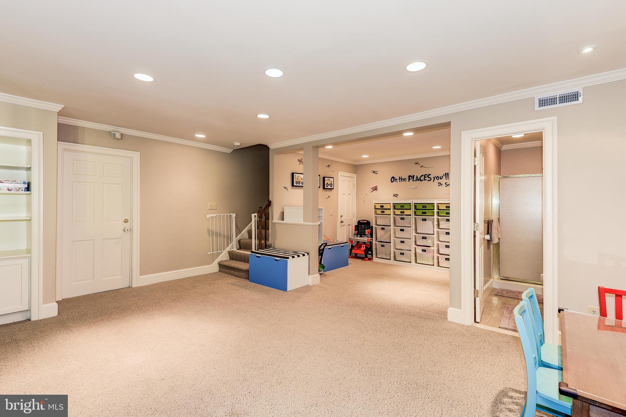 11109 Cripplegate Road Potomac, MD 20854 - Photo 23 of 31 a view of livingroom with furniture