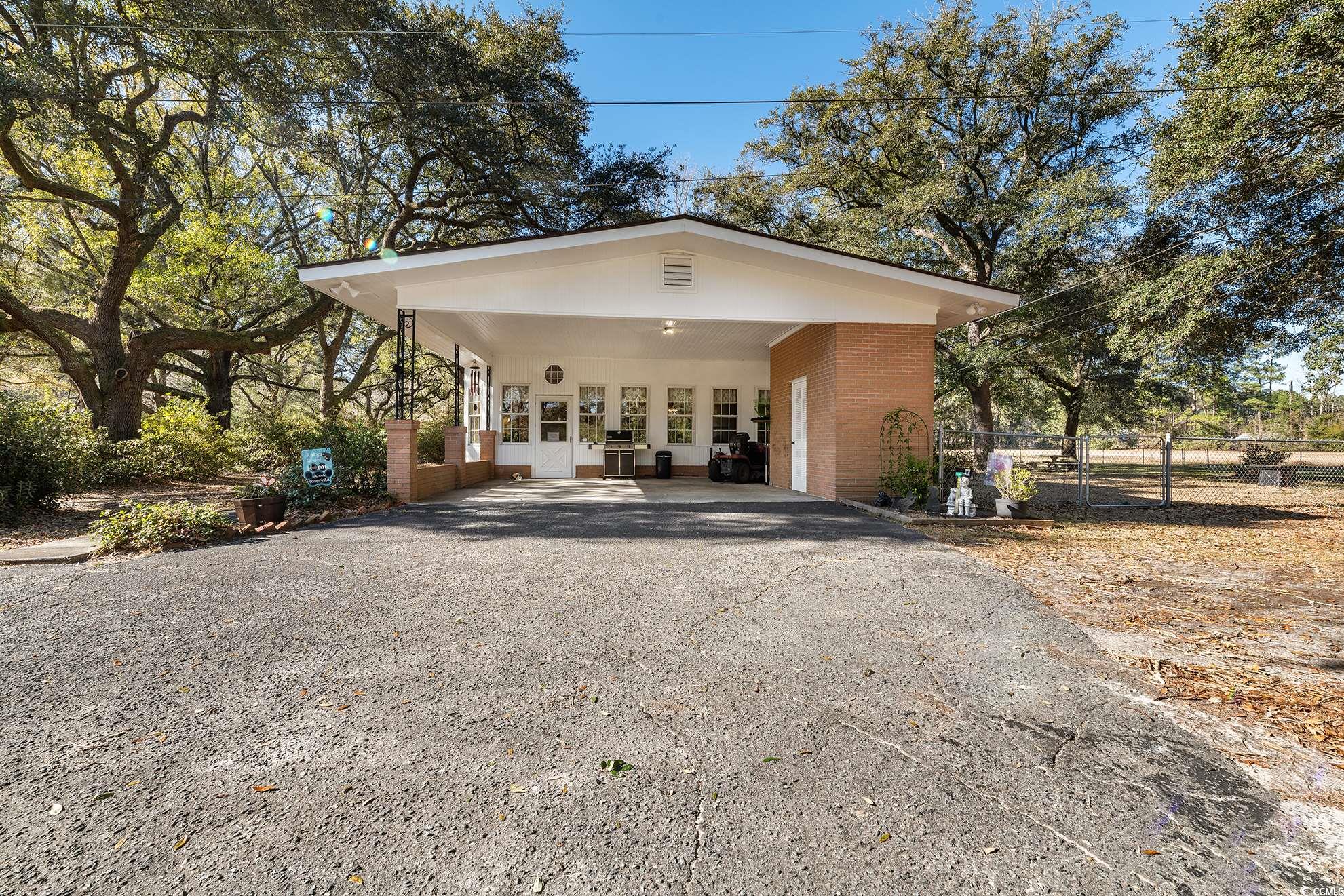 1368 Montford Road Georgetown, SC 29440 - Photo 7 of 38 Gallery Image 7