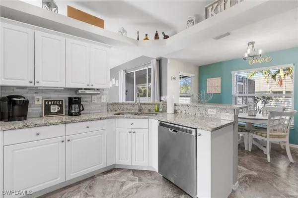 $2,600 | 2616 Southwest 29th Avenue, Cape Coral, FL 33914