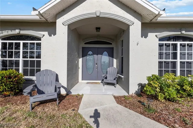 $2,550 | 2616 Southwest 29th Avenue, Cape Coral, FL 33914