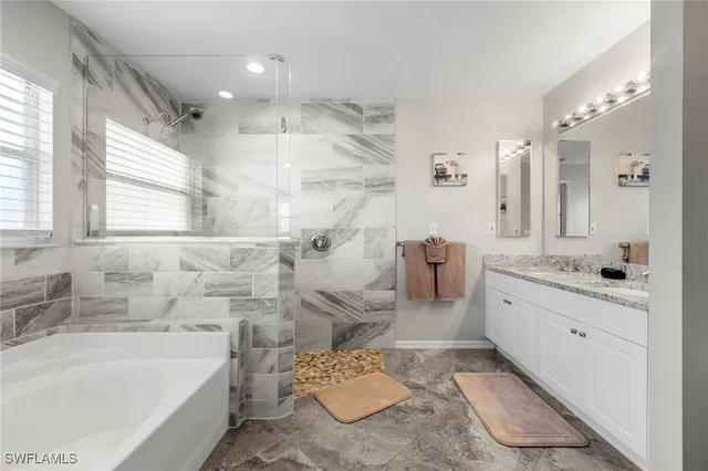 $2,550 | 2616 Southwest 29th Avenue, Cape Coral, FL 33914