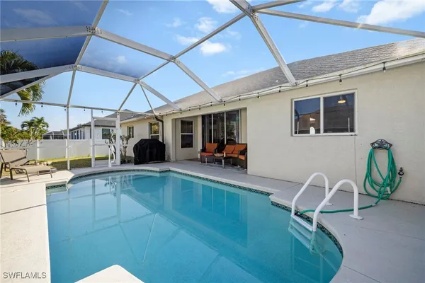 $2,600 | 2616 Southwest 29th Avenue, Cape Coral, FL 33914