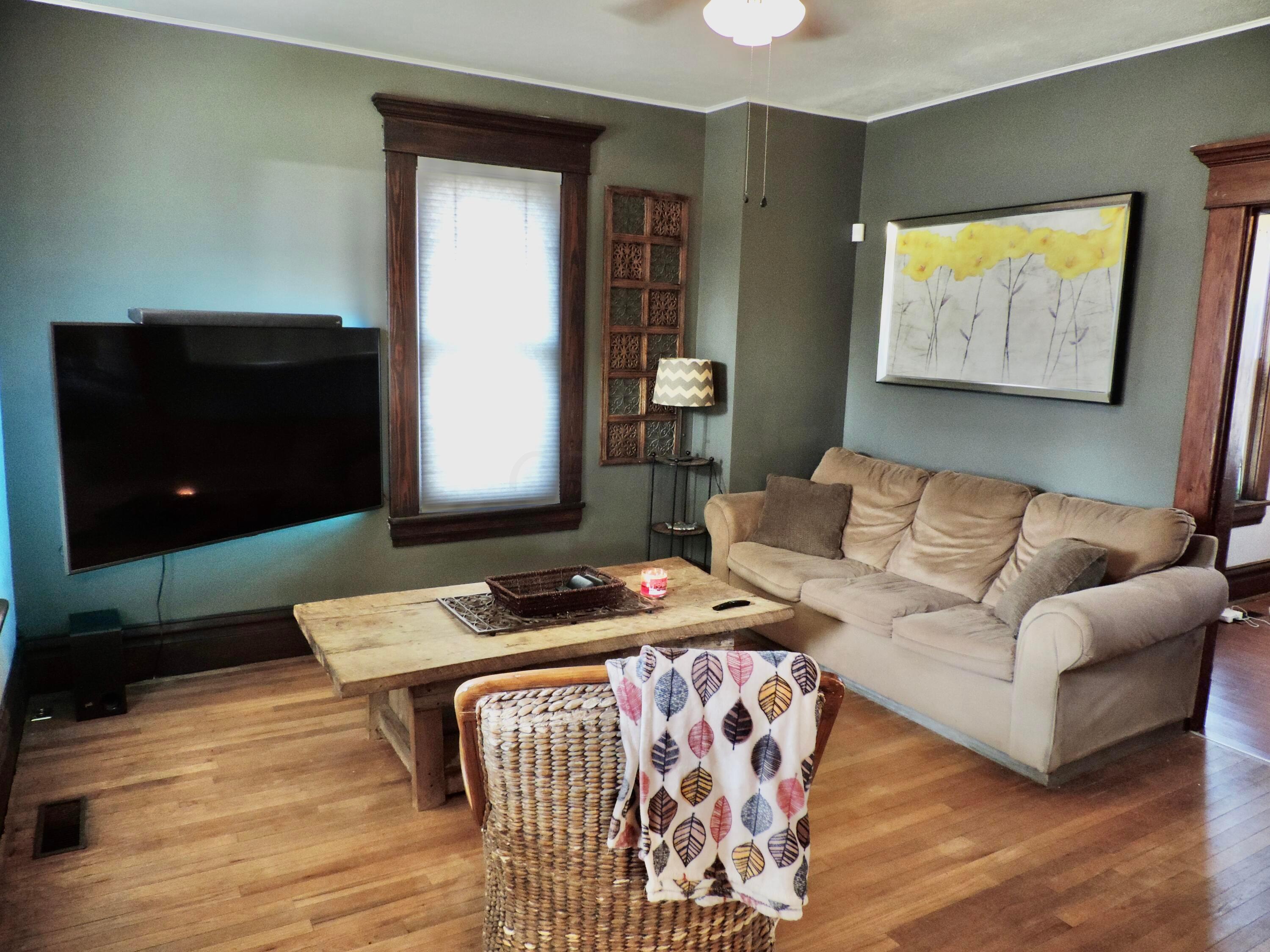 8660 Lithopolis Road Carroll, OH 43112 - Photo 29 of 68 Living Room 3