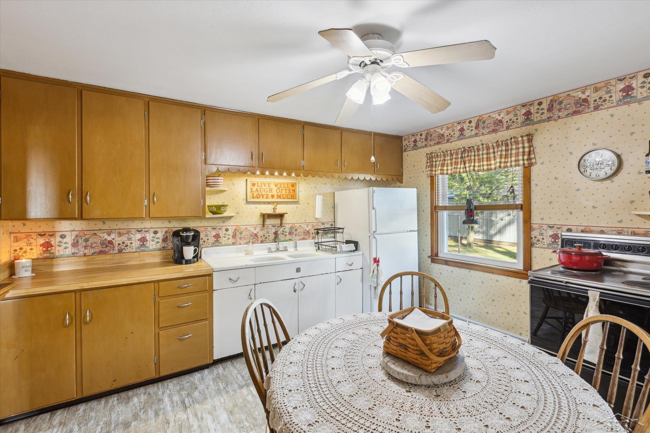 2020 North Merrill Road Merrill, MI 48637 - Photo 13 of 40