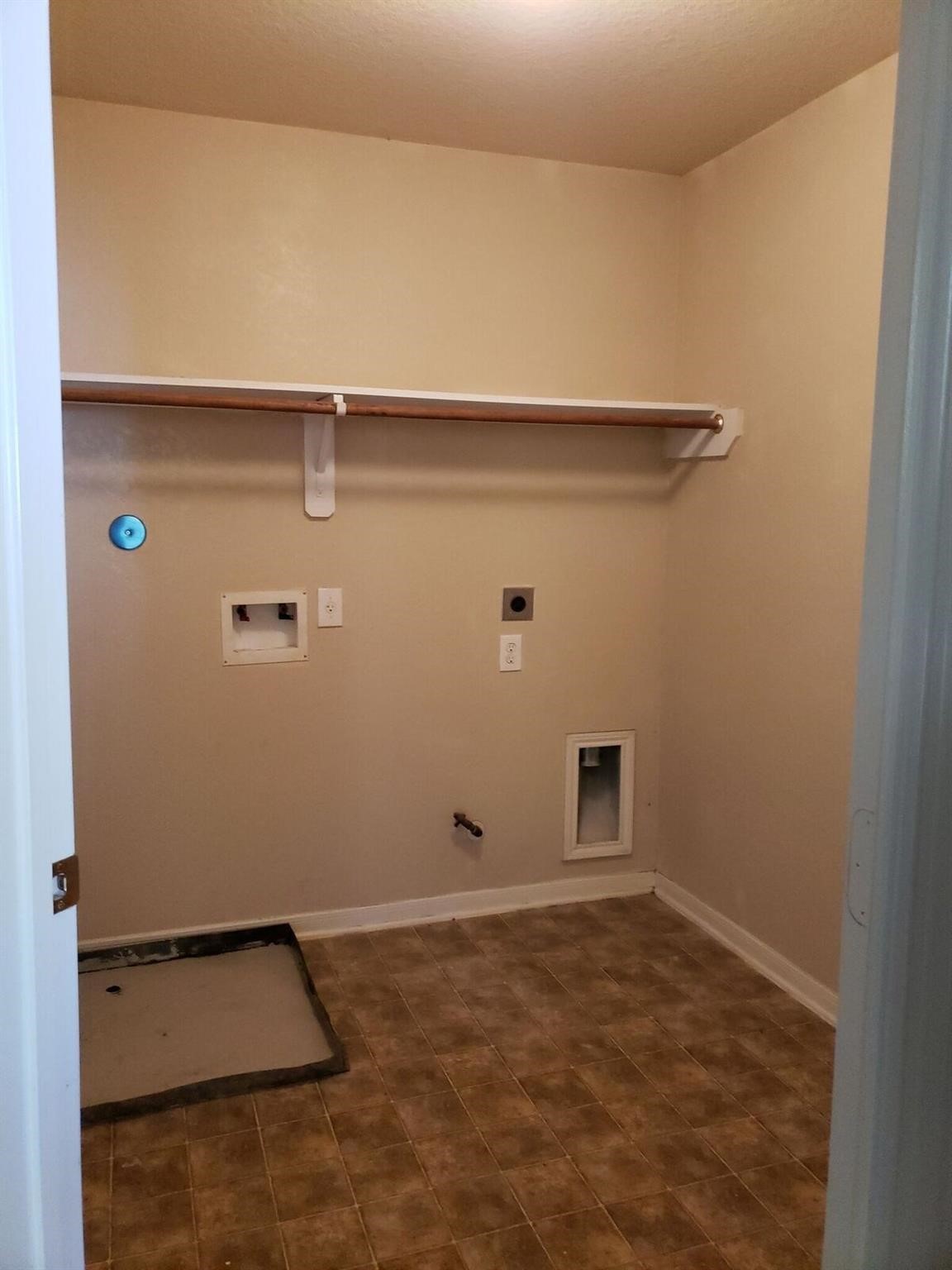 15810 Sheldon Ridge Way Houston, TX 77044 - Photo 46 of 49