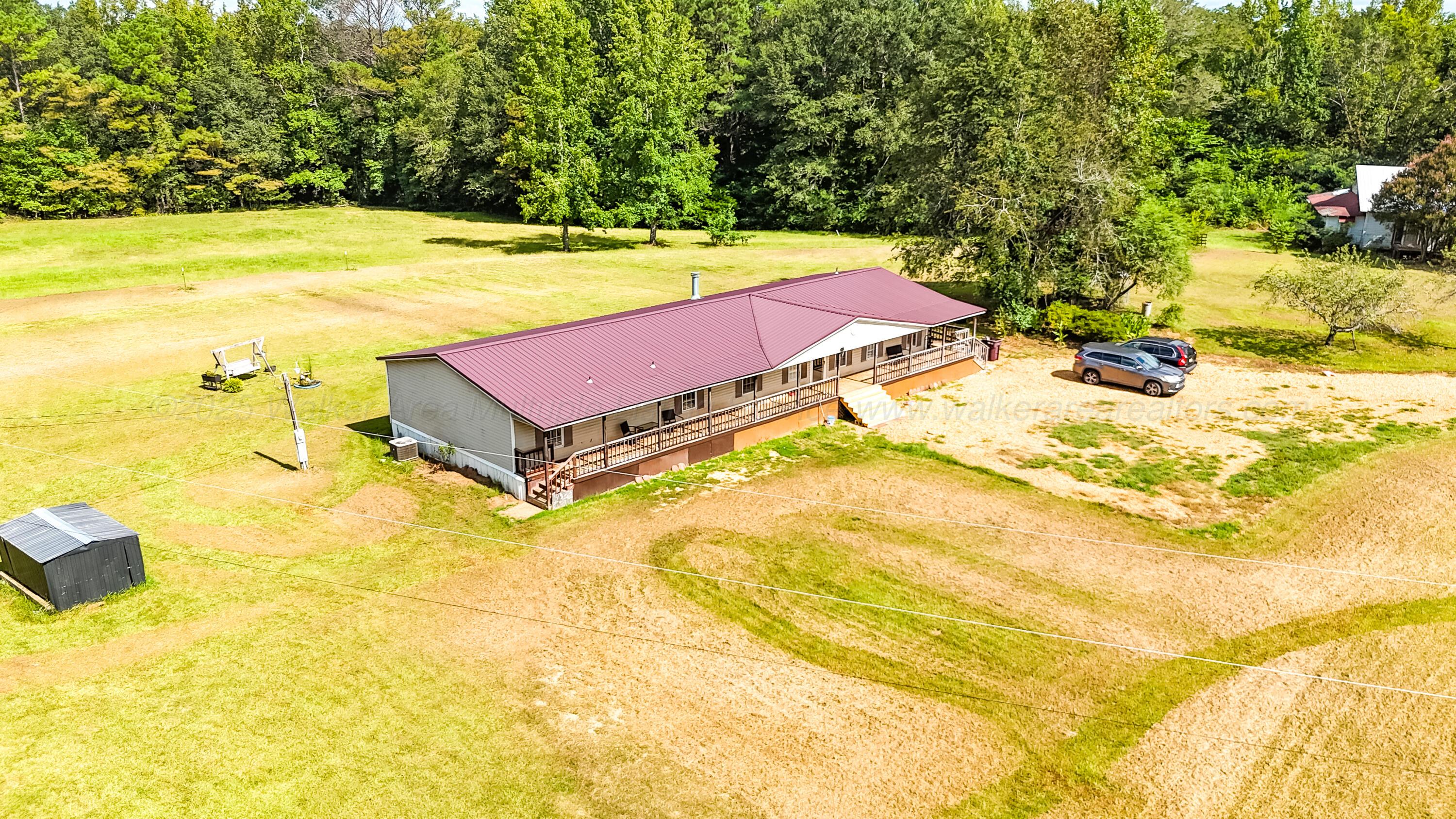 1697 Elm Road Winfield, AL 35594 - Photo 2 of 25 View