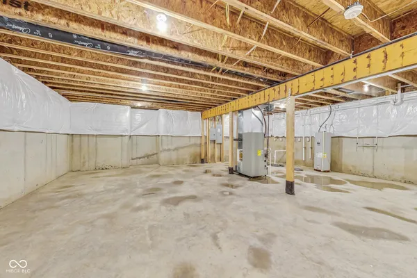 $525,000 | 7604 Brownstone Court, Greenfield, IN 46140