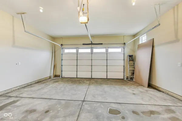 $525,000 | 7604 Brownstone Court, Greenfield, IN 46140