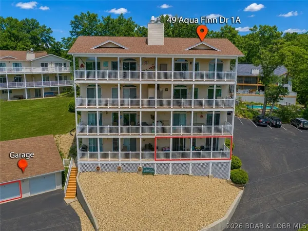 $310,000 | 49 Aqua Finn Drive, Unit 1A, Lake Ozark, MO 65049