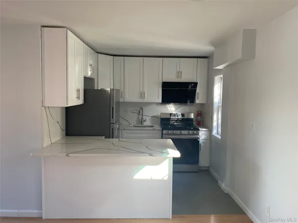 $3,700 | 16403 A 32nd Avenue | Murray Hill - Flushing