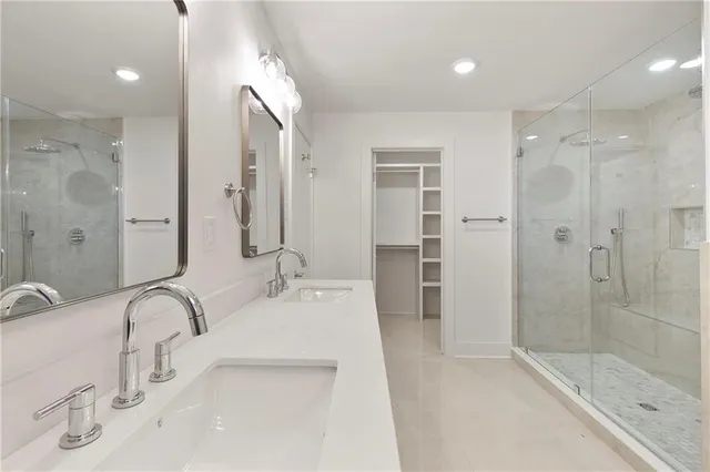 $449,000 | 7700 Kenmore Drive, Harahan, LA 70123