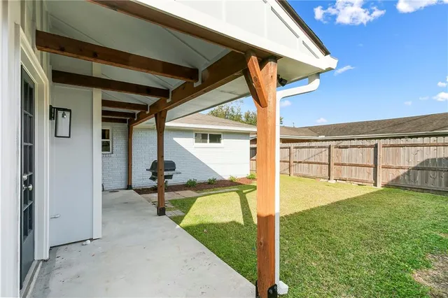 $449,000 | 7700 Kenmore Drive, Harahan, LA 70123