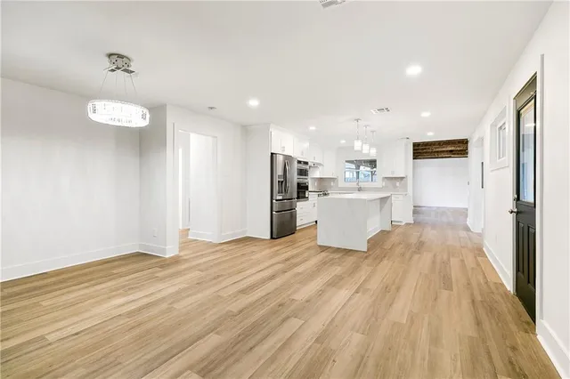 $449,000 | 7700 Kenmore Drive, Harahan, LA 70123