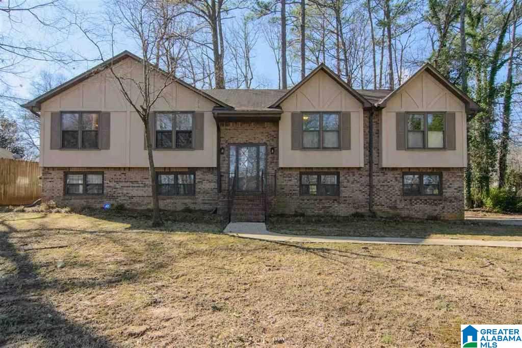 120 Woodward Road Trussville, AL 35173 - Photo 2 of 33