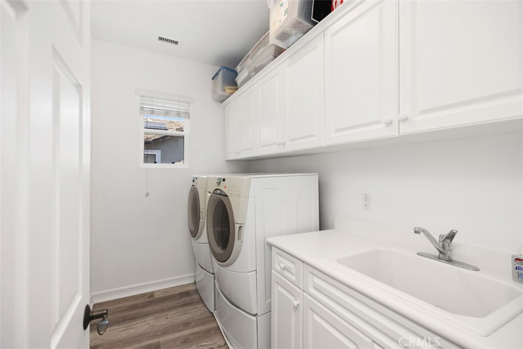 2 Via Paquete San Clemente, CA 92673 - Photo 36 of 44 a utility room with dryer and washer