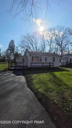 $1,350 | 1131 Old Mill Road, East Stroudsburg, PA 18301