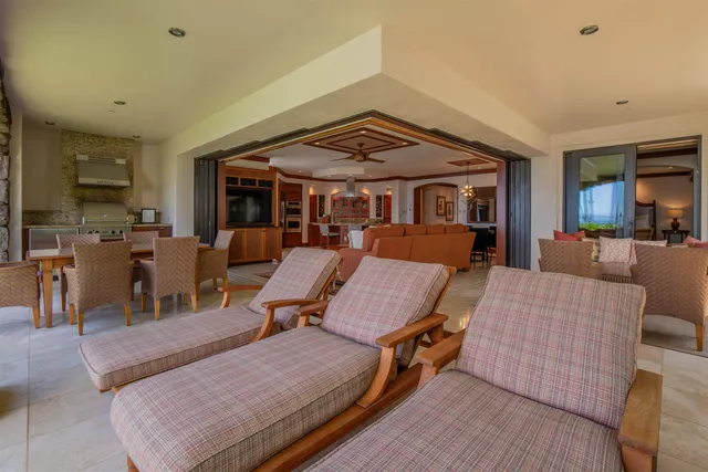 $12,950,000 | 3800 Wailea Alanui Drive, Unit B102, Kihei, HI 96753