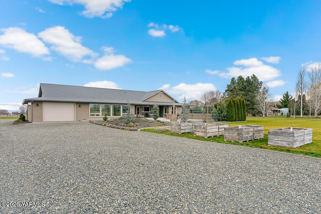 3344 Marks Road Yakima, WA 98903 - Photo 40 of 56 Back of home