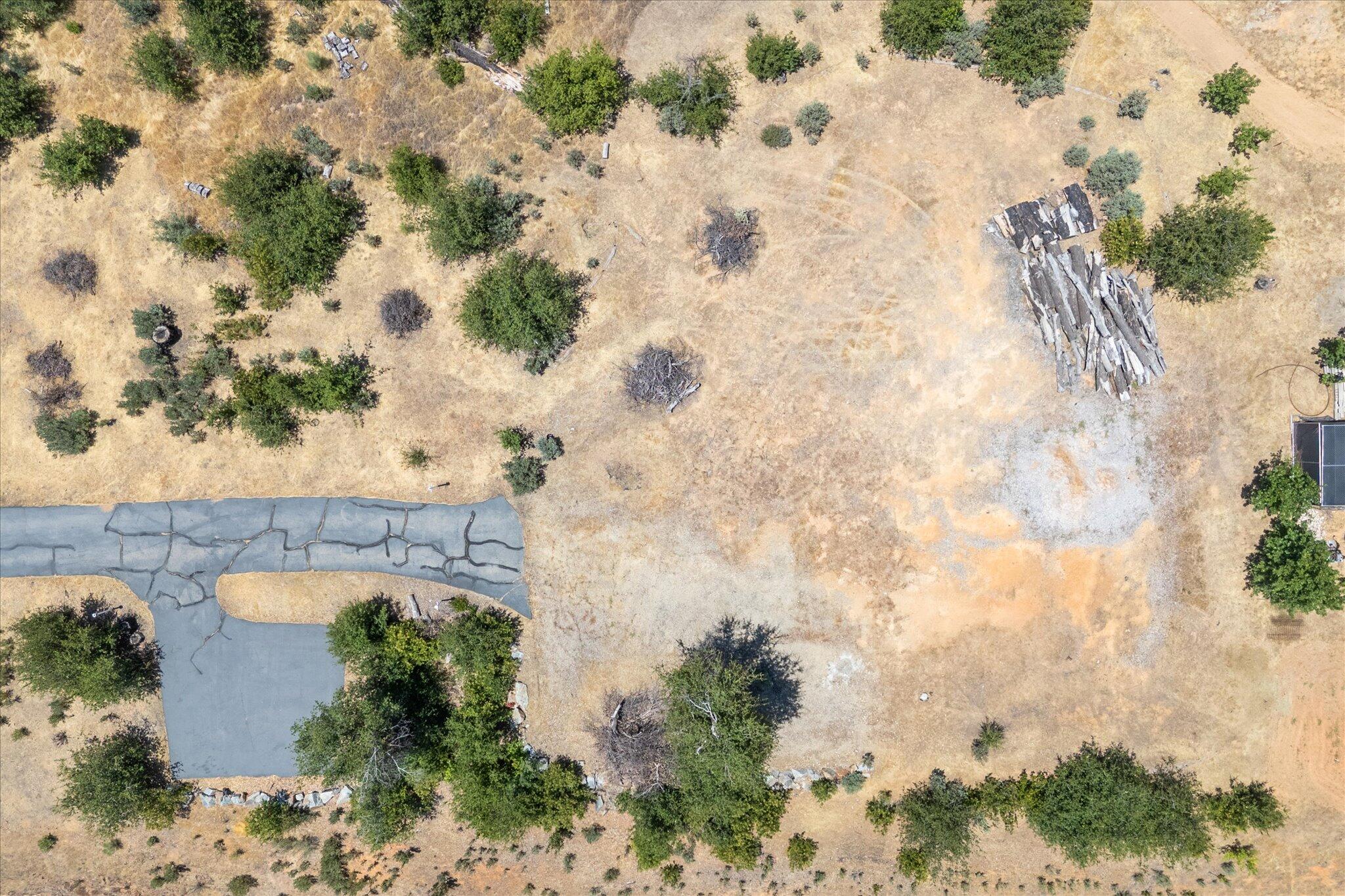 10000 Tilton Mine Road Redding, CA 96001 - Photo 6 of 19 an aerial view of a houses with a yard