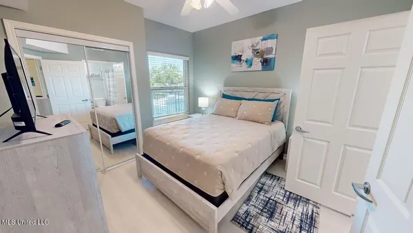 $3,095 | 2228 Beach Drive, Unit 408, Gulfport, MS 39507