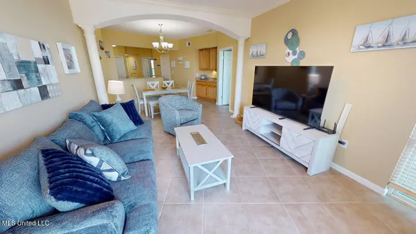 $3,095 | 2228 Beach Drive, Unit 408, Gulfport, MS 39507