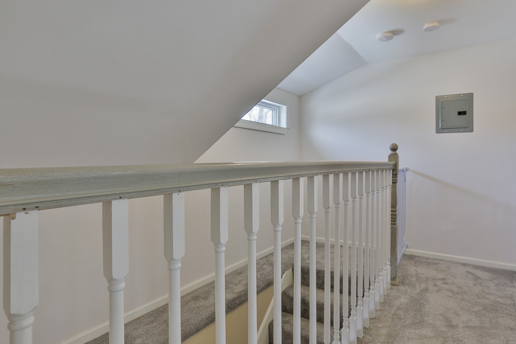 38 Hillcrest Road Wakefield, MA 01880 - Photo 18 of 30 Gallery Image 18